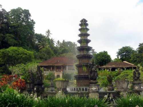 сто тысяч для мамочки: американский певец принес на свадьбу два мешка, набитых деньгами сто тысяч для мамочки: американский певец принес на свадьбу два мешка, набитых деньгами